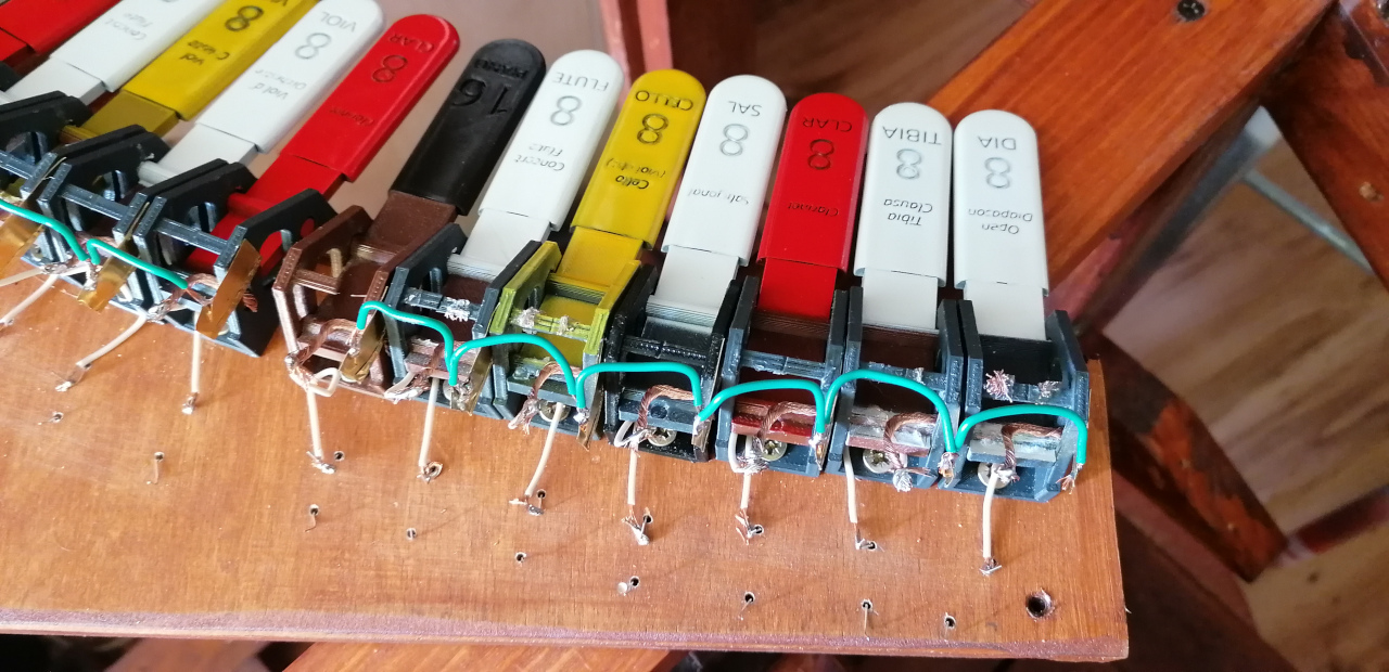 upper layer of Pedalboard tabs